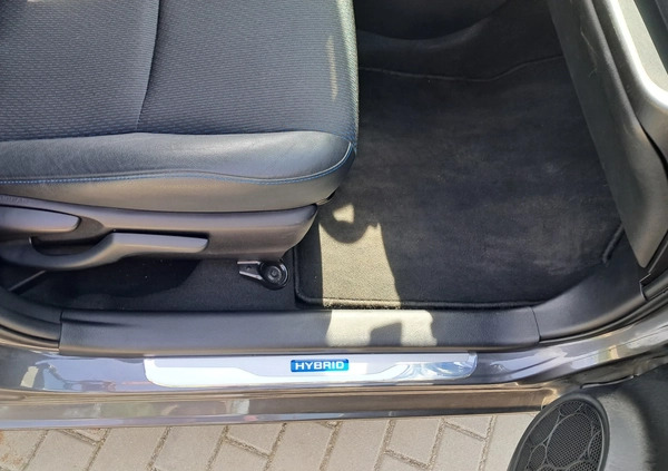 Toyota Yaris cena 42100 przebieg: 103000, rok produkcji 2013 z Pilawa małe 211